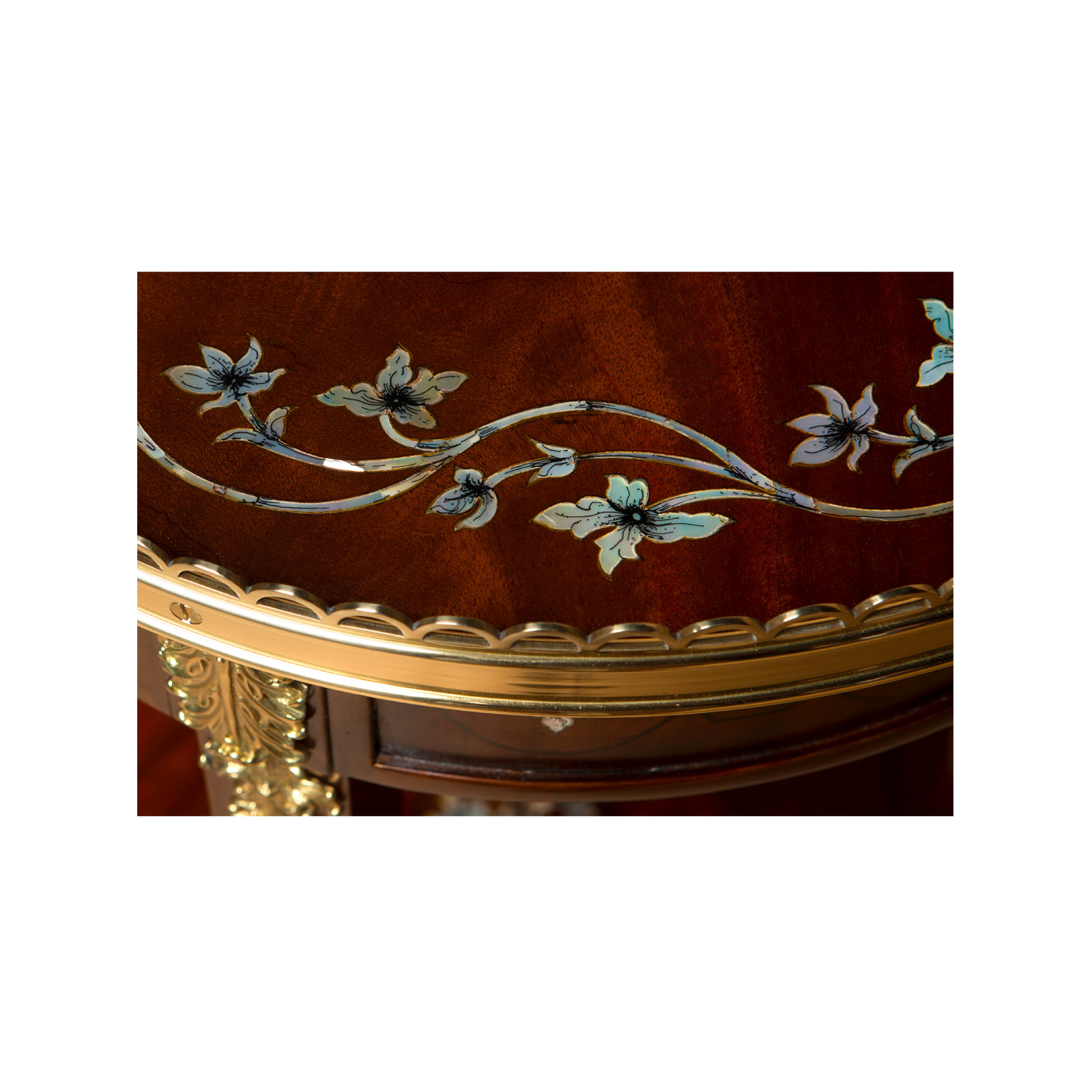 Pain staking attention to detail is required for this stunning floral design created by the use of Mother of Pearl inlays, all done by hand.